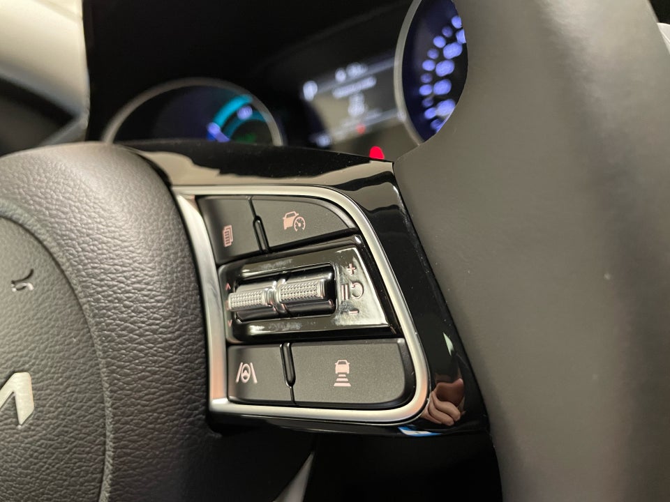 Kia Ceed 1,6 PHEV Upgrade SW DCT 5d