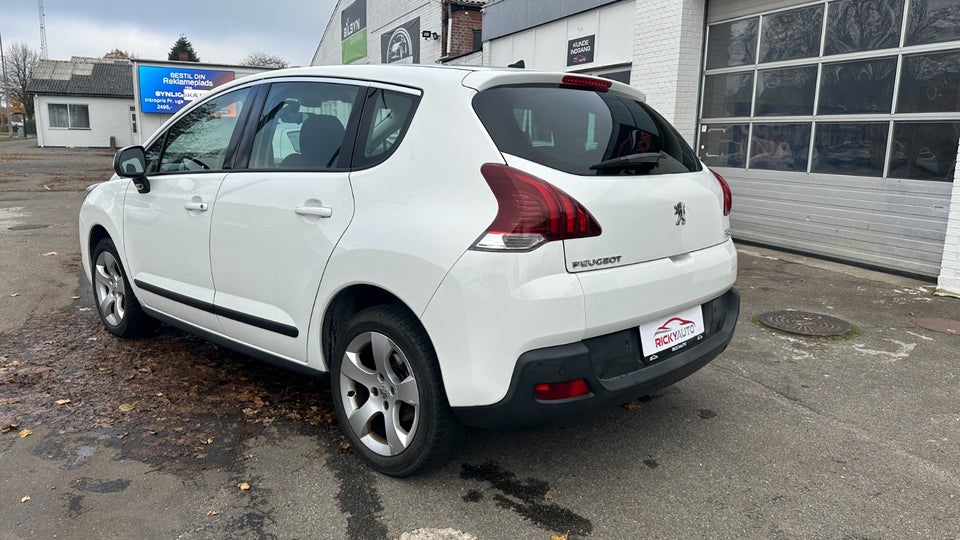 Peugeot 3008 1,6 e-HDi 114 Active ESG 5d