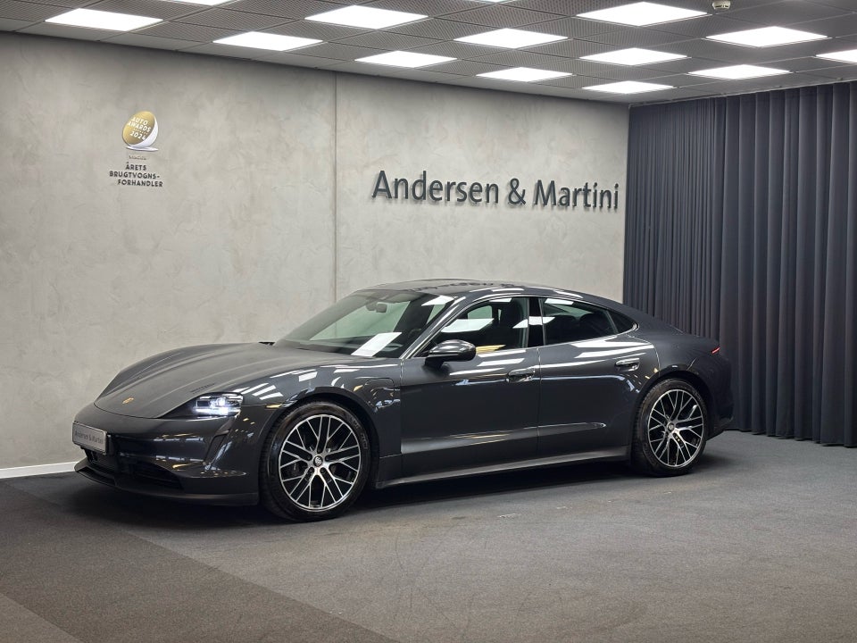 Porsche Taycan 4d