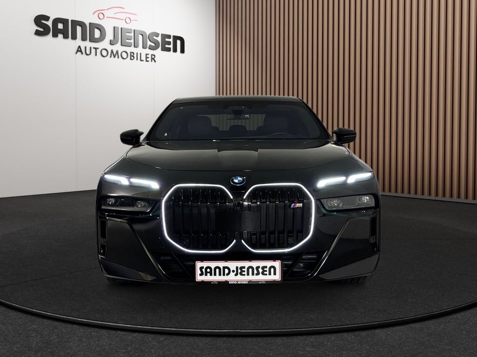 BMW i7 M70 M-Sport Pro Performance xDrive 4d
