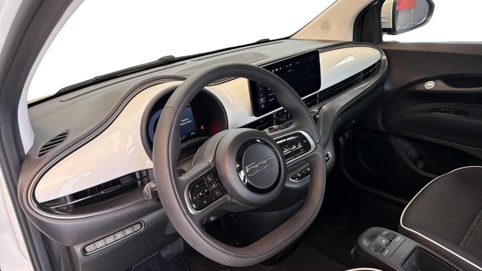 Fiat 500e 42 Icon 3d