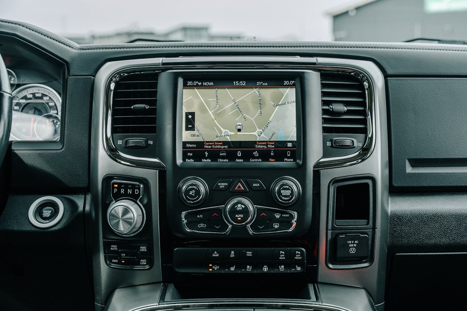 Dodge RAM 1500 5,7 V8 Sport Crew Cab aut. 4x4 4d