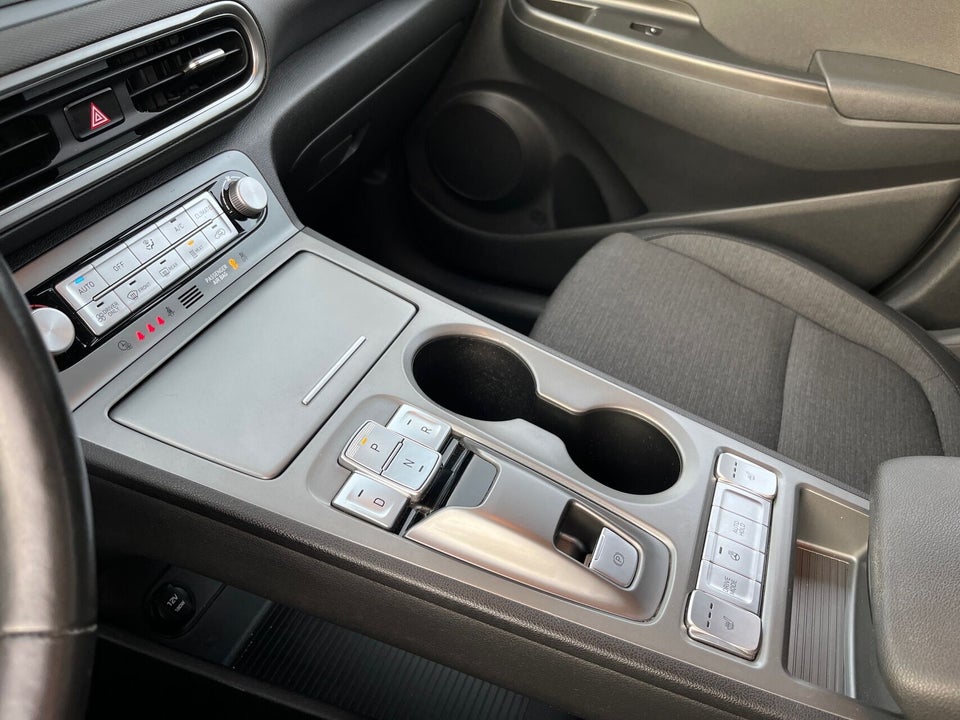 Hyundai Kona 39 EV Select 5d