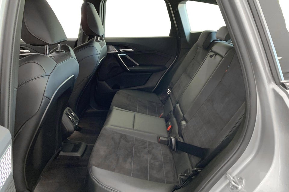 BMW iX1 eDrive20 Fully Charged M-Sport 5d