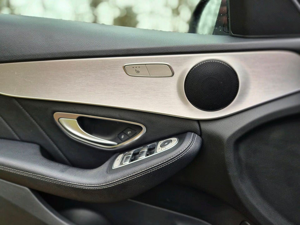 Mercedes C220 d 2,0 AMG Line stc. aut. 5d