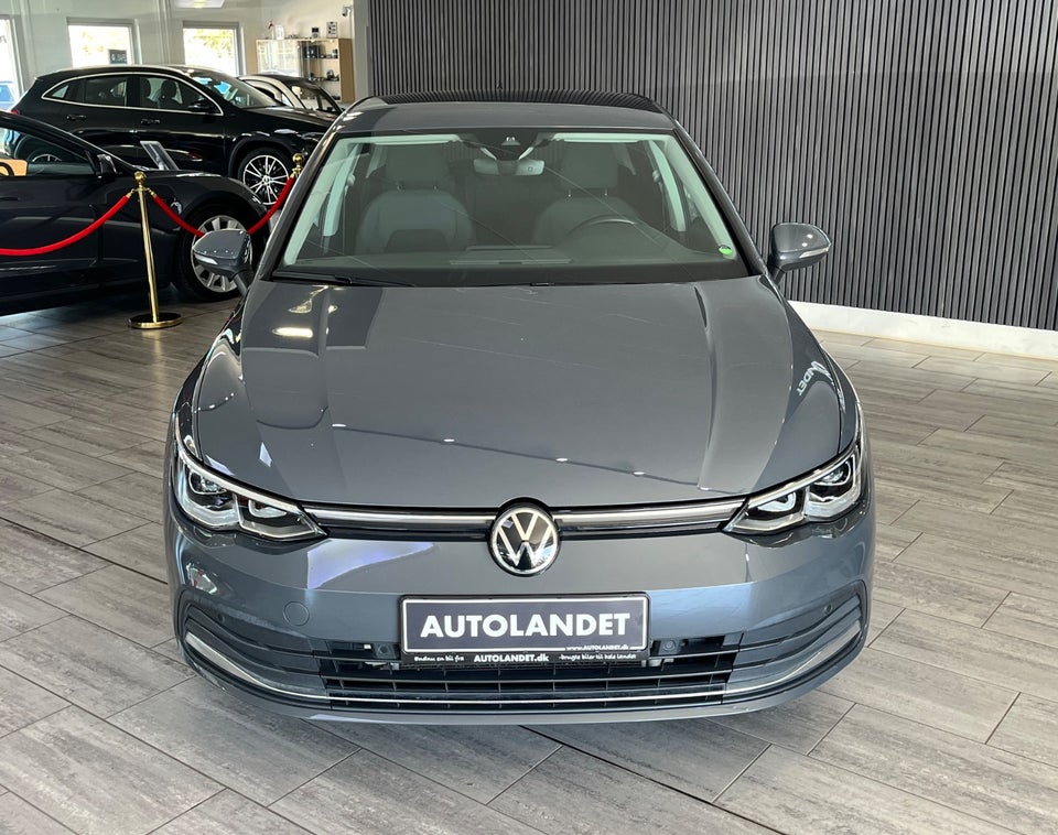 VW Golf VIII 1,4 eHybrid DSG 5d