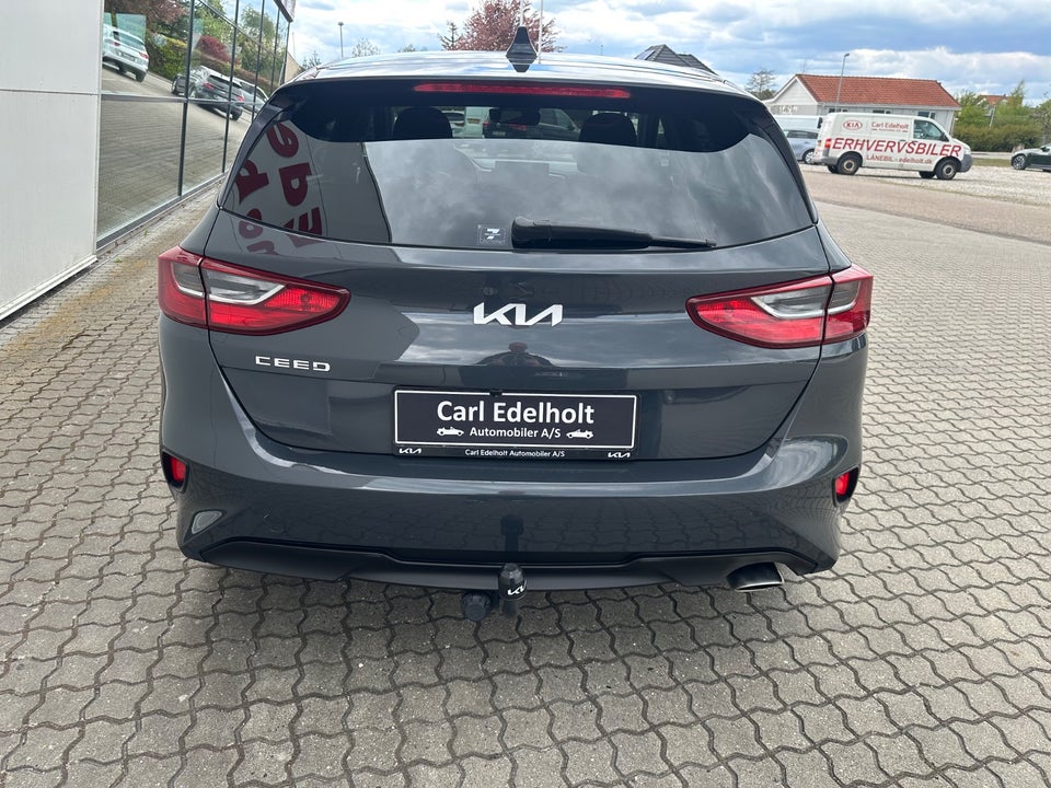 Kia Ceed 1,0 T-GDi Prestige 5d