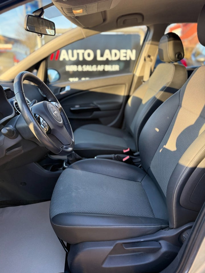 Opel Corsa 1,4 16V Cosmo 5d