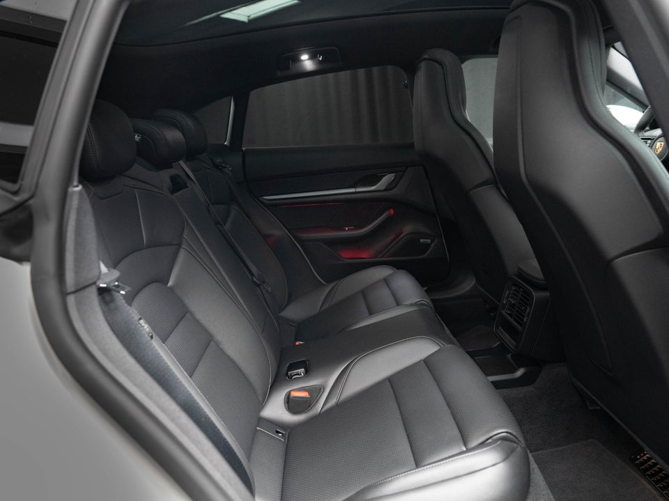 Porsche Taycan 4S Performance+ Cross Turismo 5d