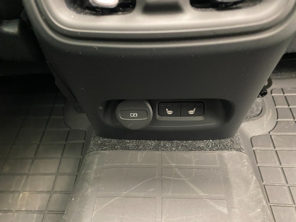 Volvo XC40 P8 ReCharge Twin Ultimate 5d