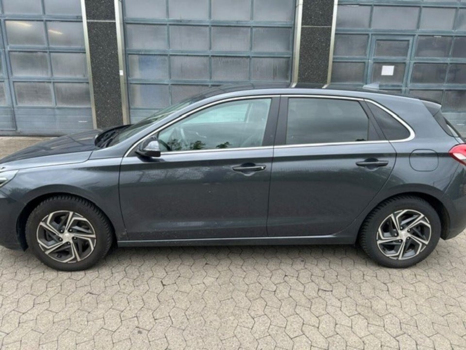 Hyundai i30 1,0 T-GDi Essential 5d