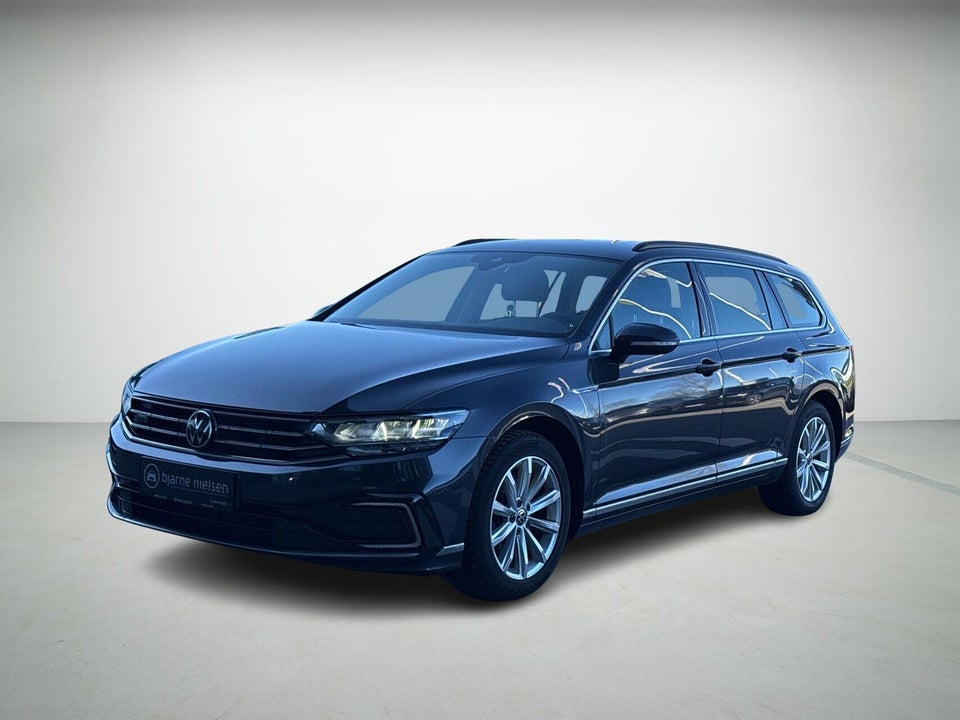 VW Passat 1,4 GTE High Variant DSG 5d