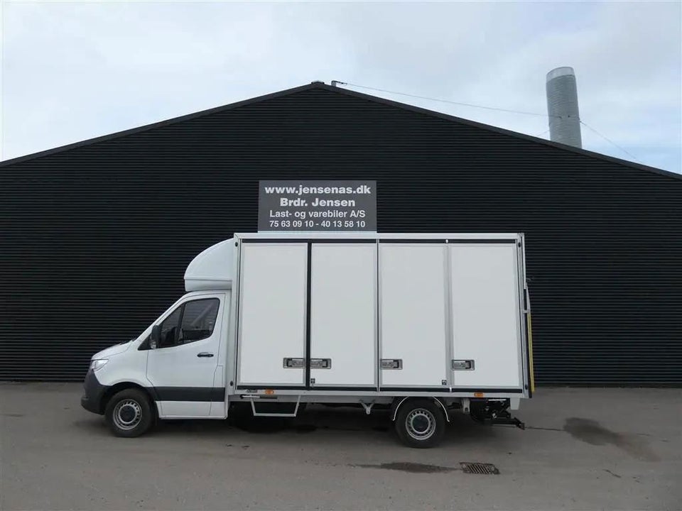 Mercedes Sprinter 317 2,0 CDi A3 Chassis aut. RWD 2d