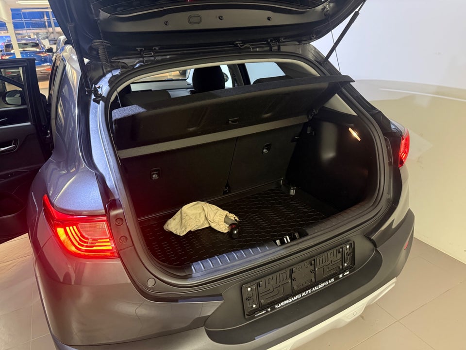 Kia Stonic 1,0 T-GDi Attraction+ 5d