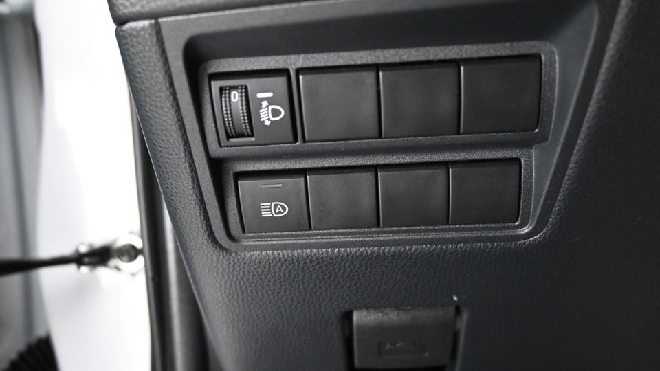 Toyota Yaris 1,5 Hybrid H3 e-CVT 5d