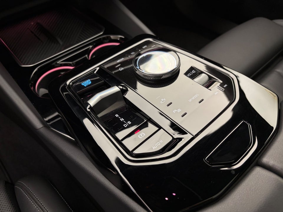 BMW i5 eDrive40 Fully Charged M-Sport 4d