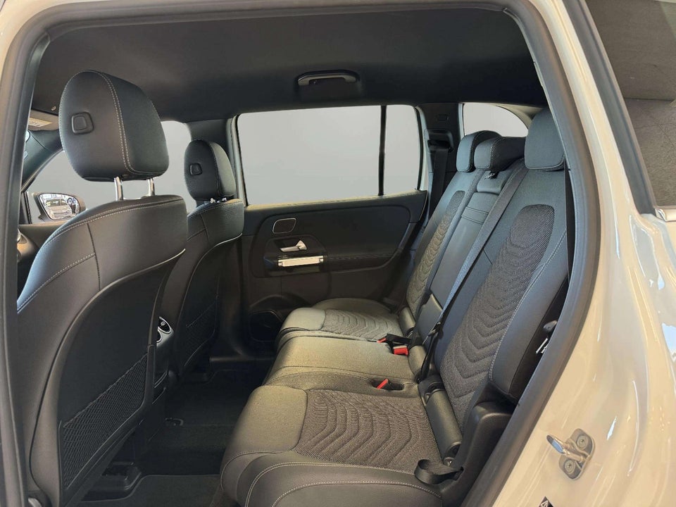 Mercedes EQB250+ Progressive 5d