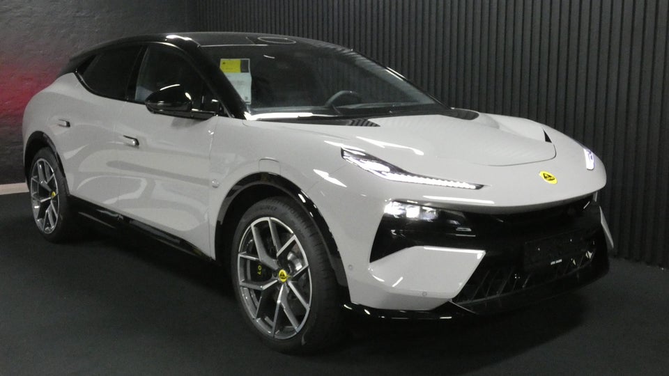 Lotus Eletre 5d