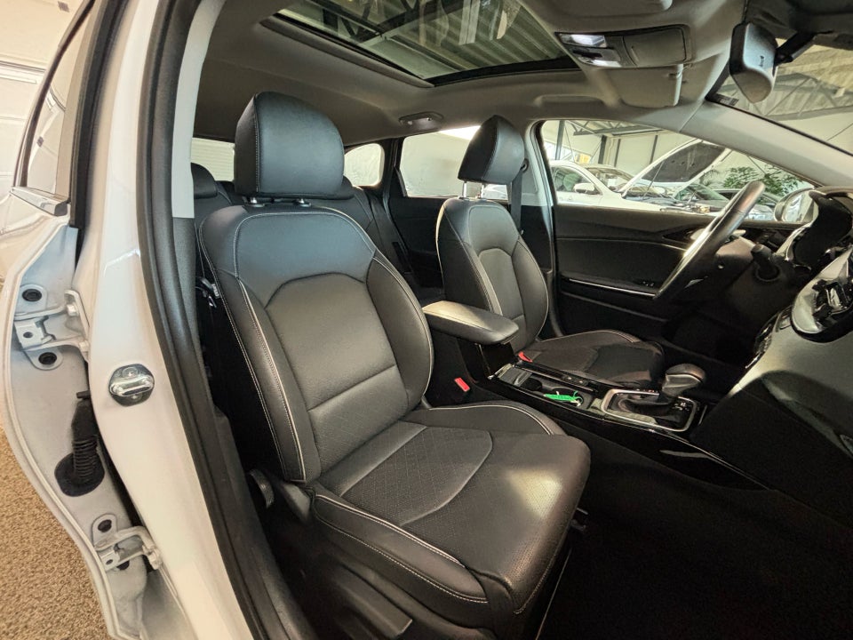 Kia Ceed 1,6 PHEV Upgrade SW DCT 5d