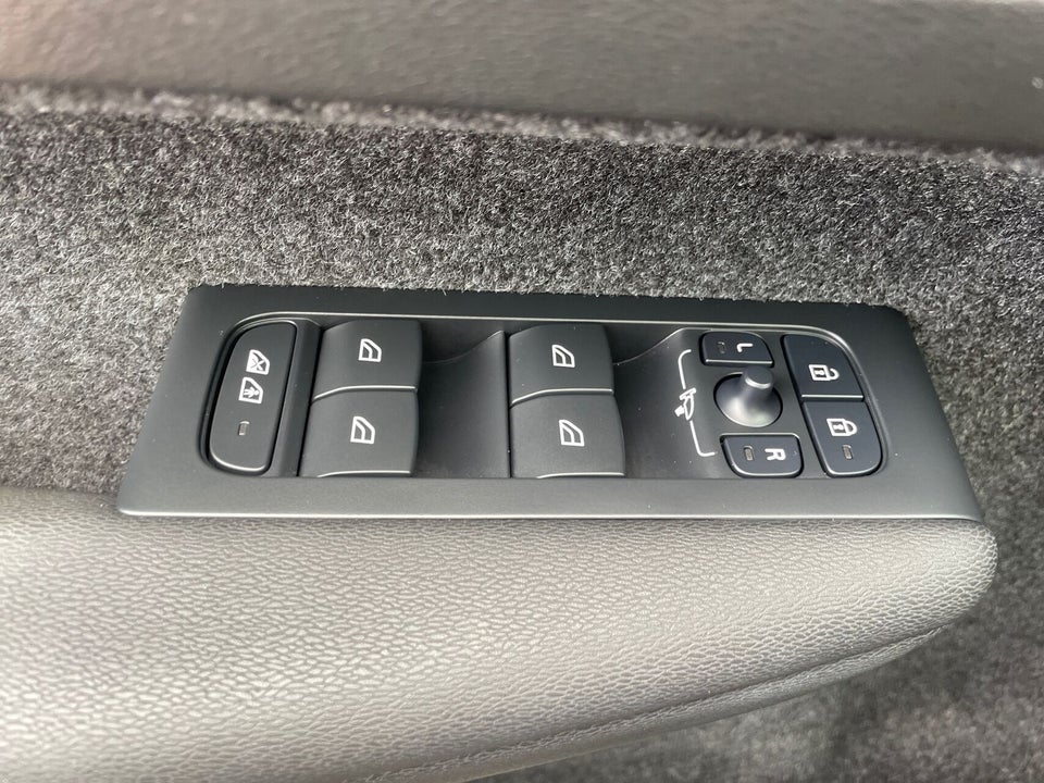 Volvo XC40 P8 ReCharge Twin Ultimate 5d