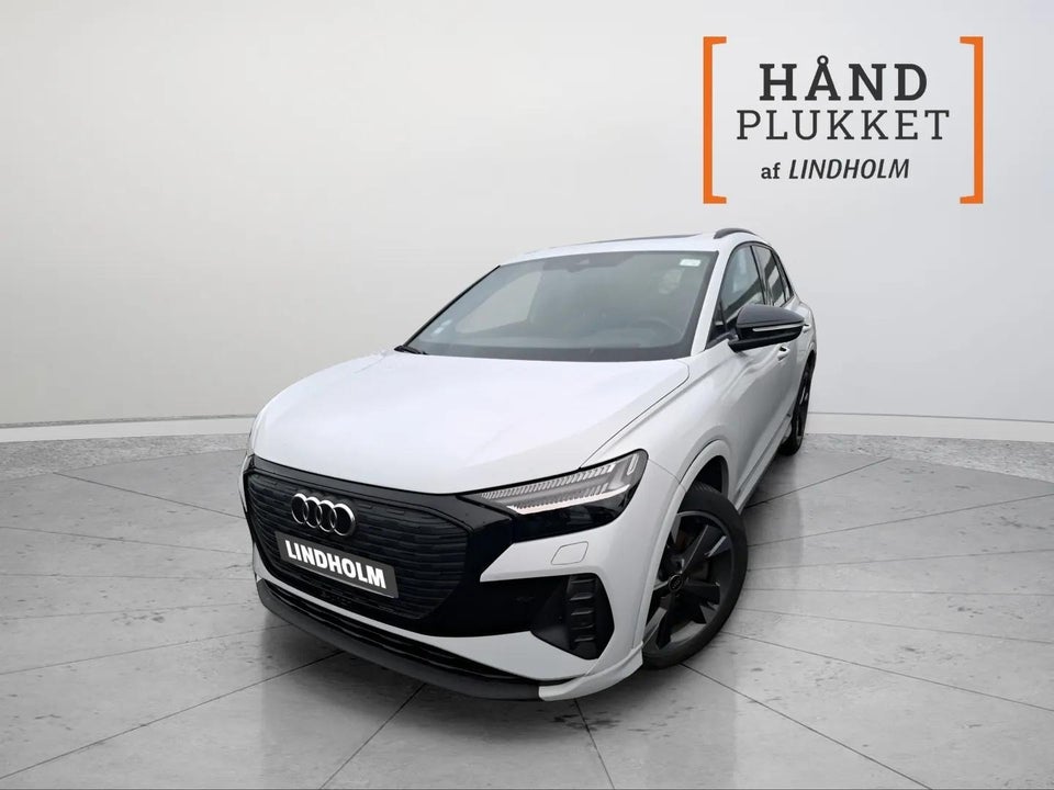 Audi Q4 e-tron 45 S-line quattro 5d