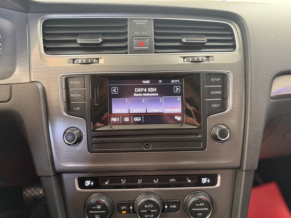 VW Golf VII 1,4 TSi 122 Comfortline DSG BMT 3d