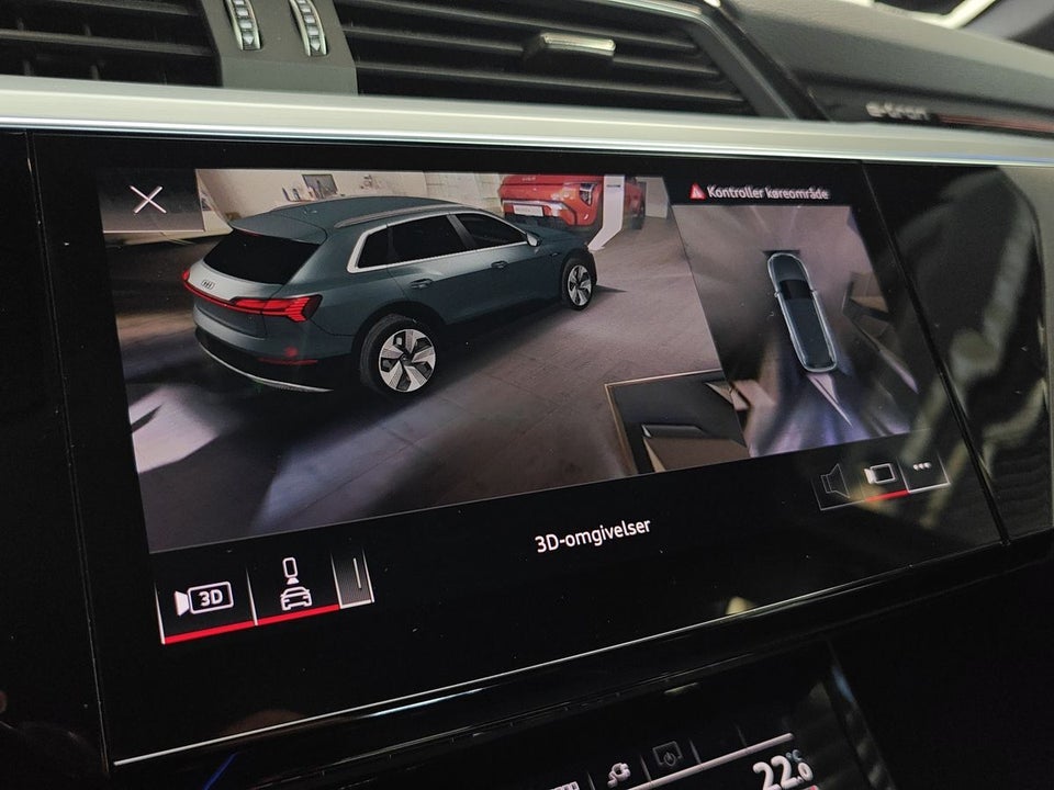 Audi e-tron 55 S-line quattro 5d