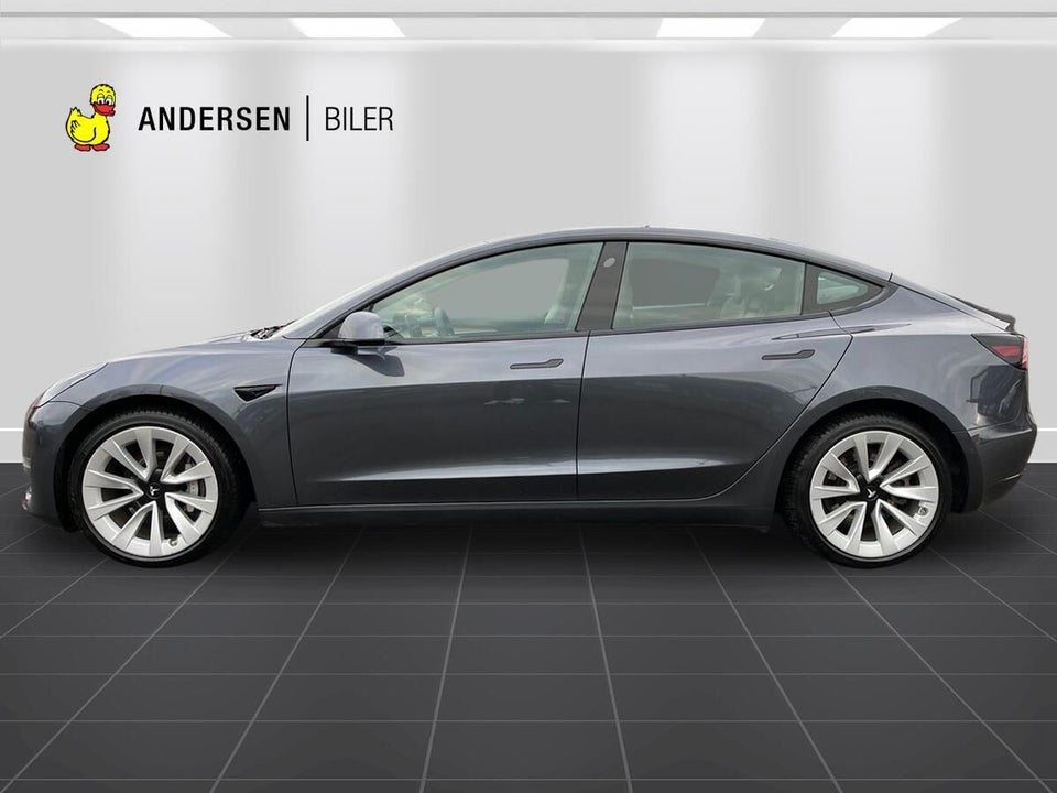 Tesla Model 3 Long Range AWD 4d