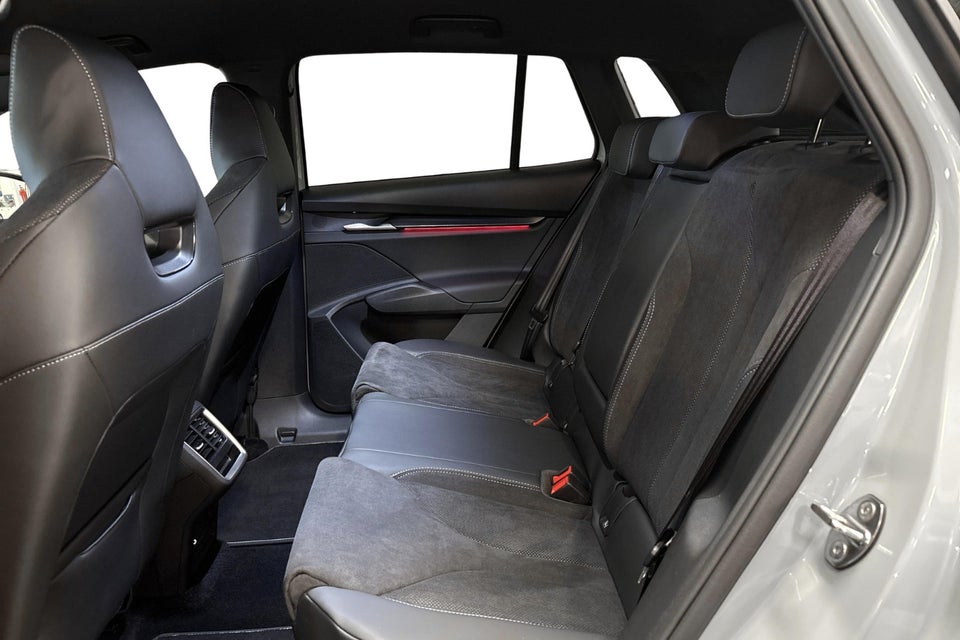 Skoda Elroq 60 iV Sportline 5d