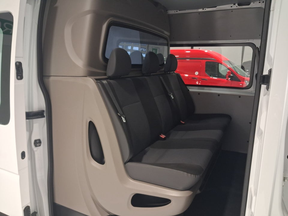 Renault Master IV T33 2,3 dCi 150 L2H2 Kassevogn