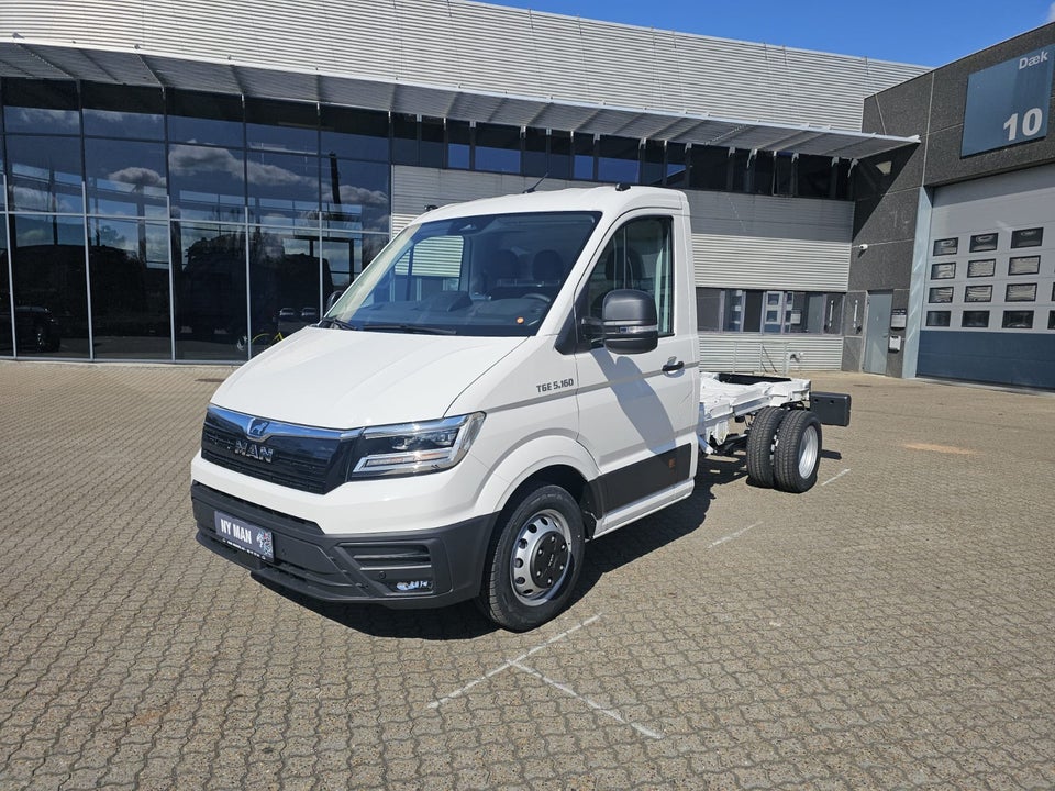MAN TGE 2,0 5.160 Chassis L3 aut. RWD