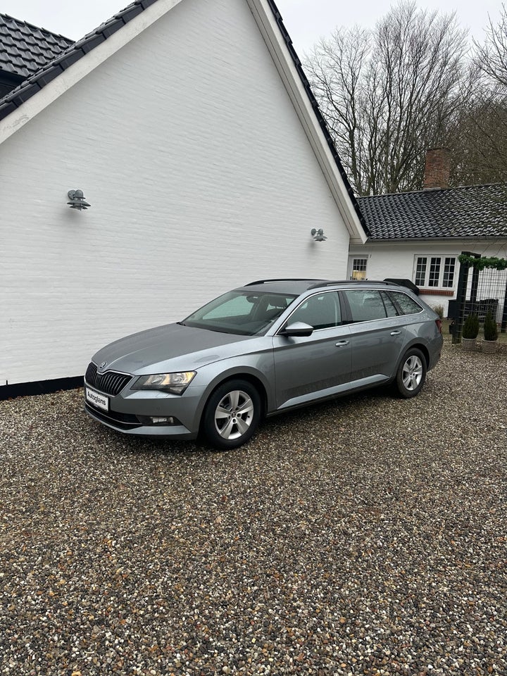 Skoda Superb 1,5 TSi 150 Ambition Combi DSG 5d