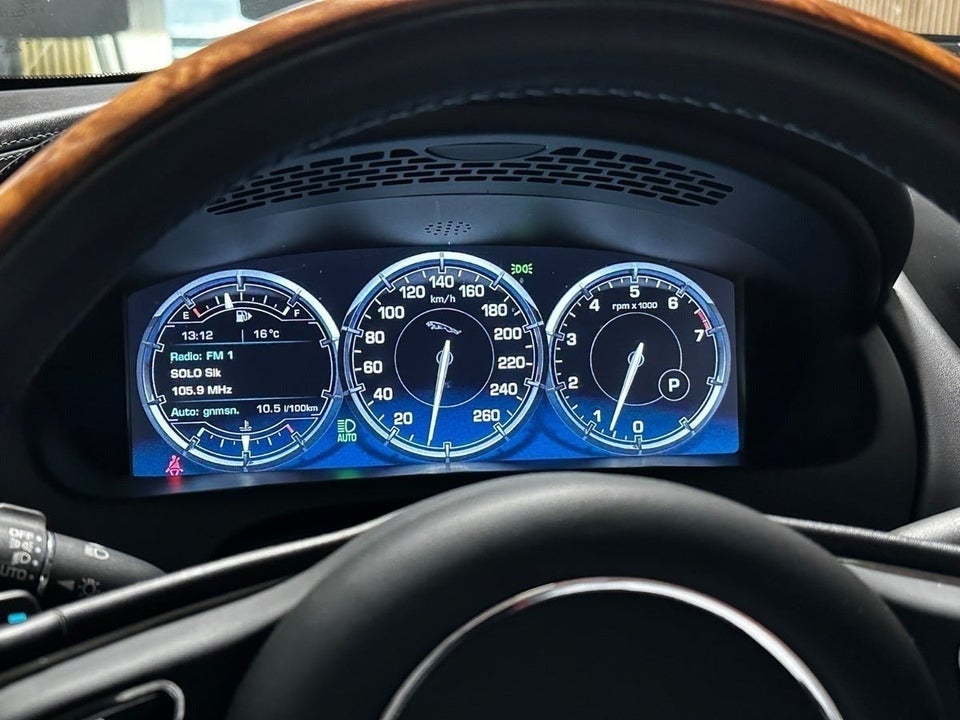 Jaguar XJ 5,0 V8 Portfolio aut. LWB 4d