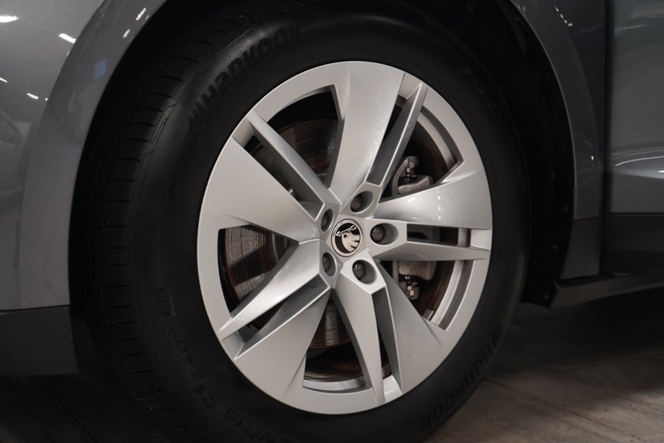 Skoda Enyaq 80 iV Loft 5d