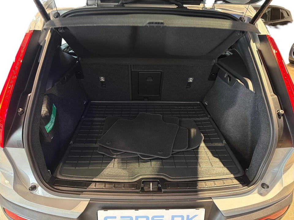 Volvo EX40 Extended Range Core 5d