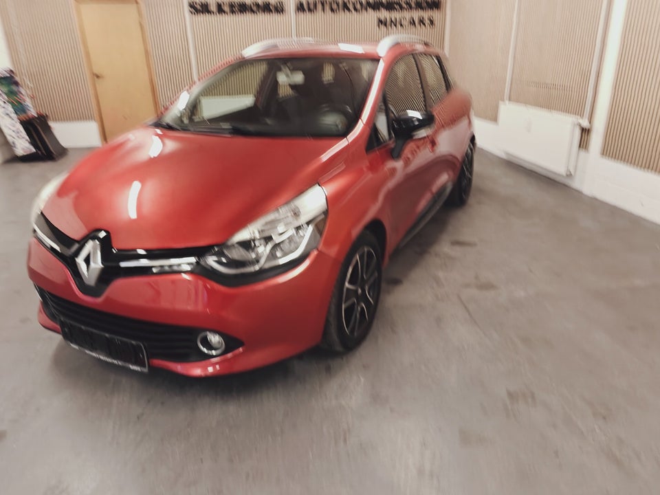 Renault Clio IV 0,9 TCe 90 Expression Sport Tourer 5d