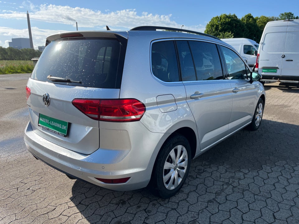 VW Touran 2,0 TDi 150 Comfortline+ DSG Van 5d