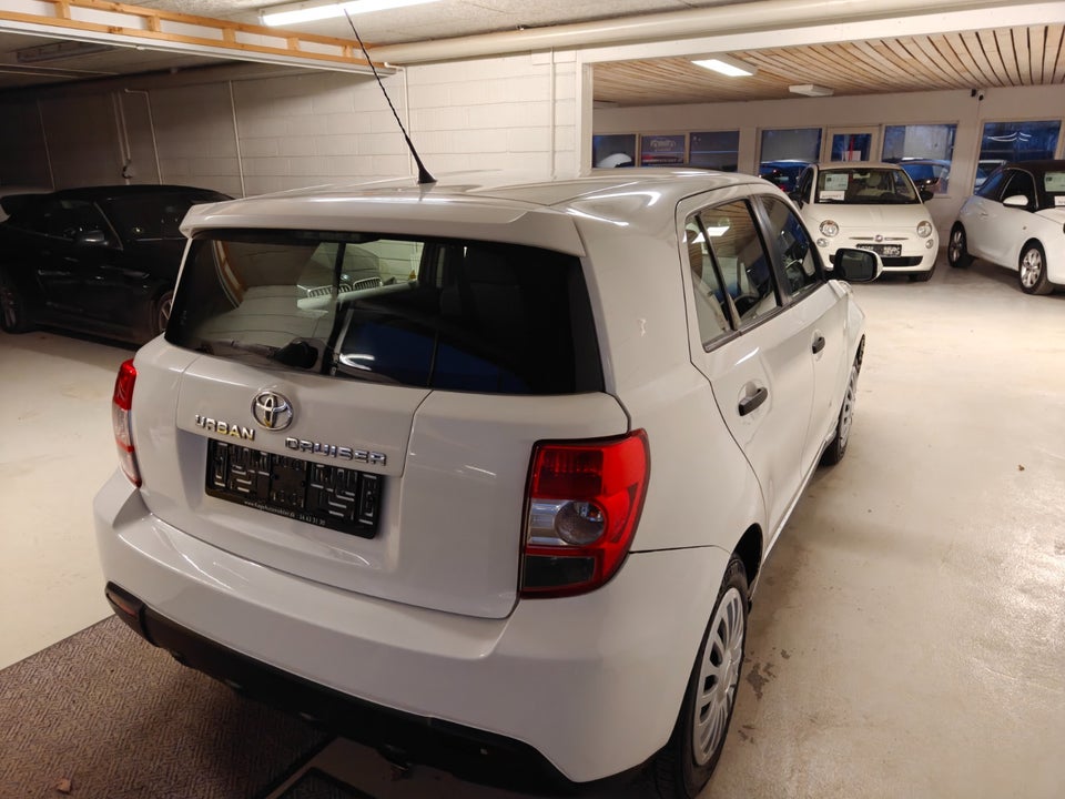 Toyota Urban Cruiser 1,3 VVT-i T1 5d