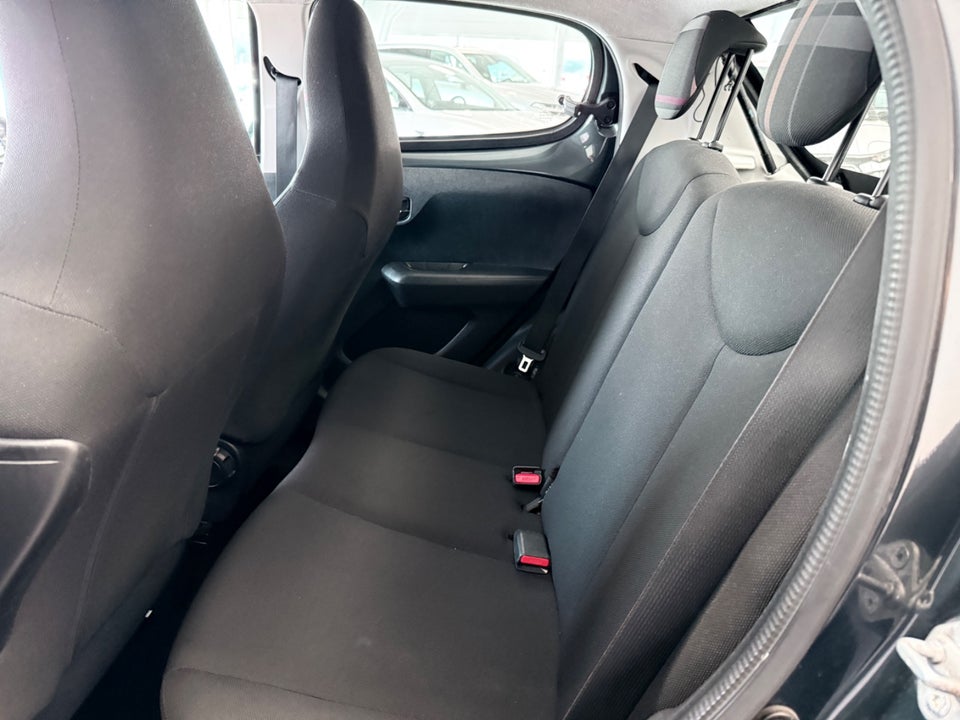 Peugeot 108 1,0 e-VTi 69 Allure 5d