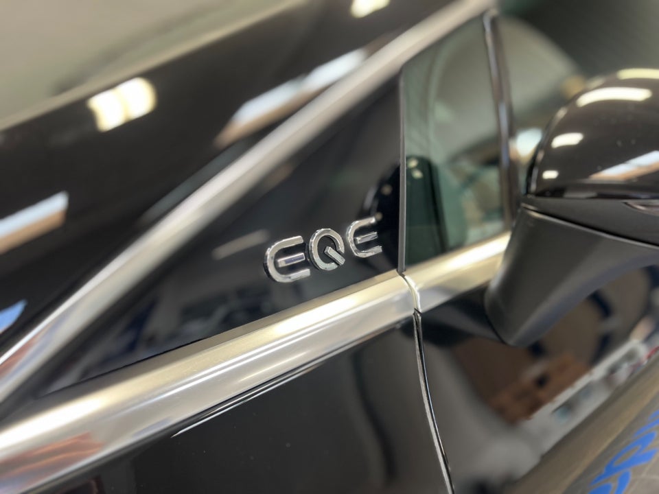 Mercedes EQE350 Electric Art 4d