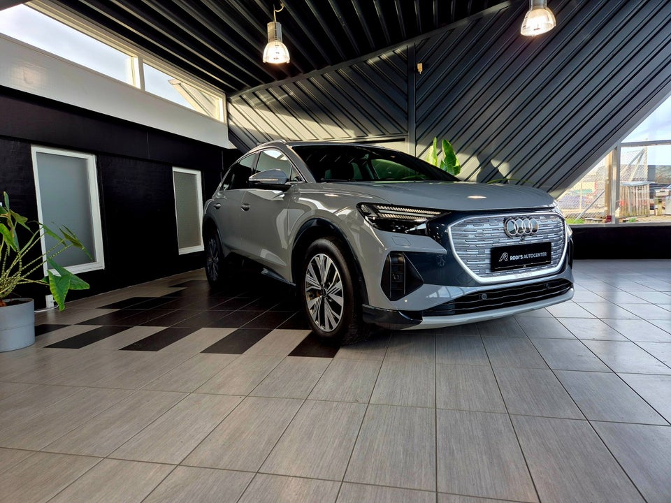 Audi Q4 e-tron 45 Progress 5d