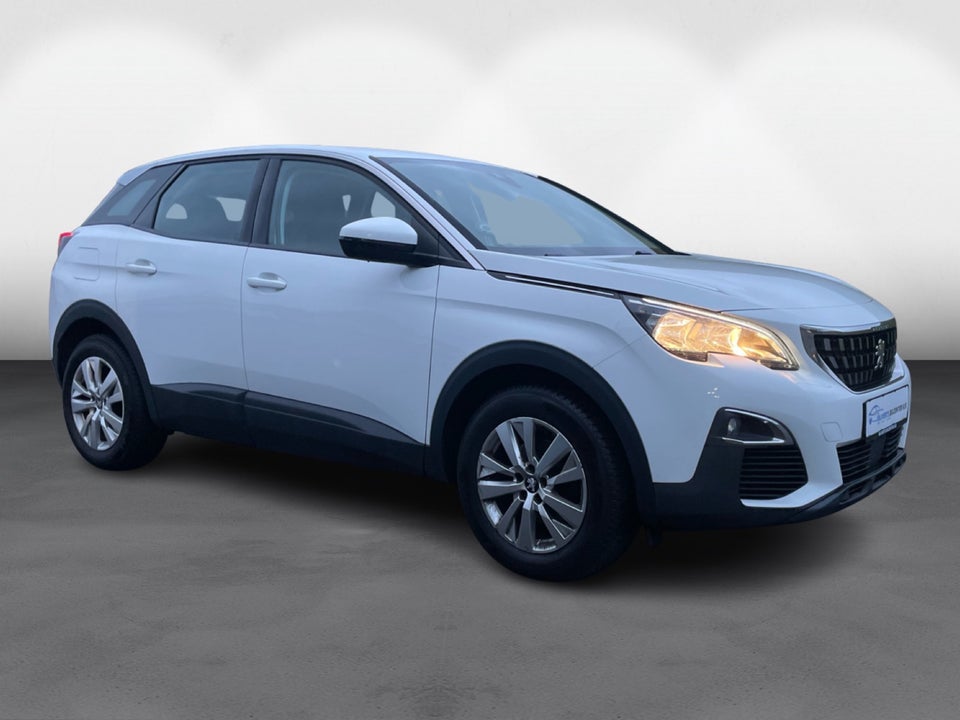 Peugeot 3008 1,2 e-THP 130 Active 5d