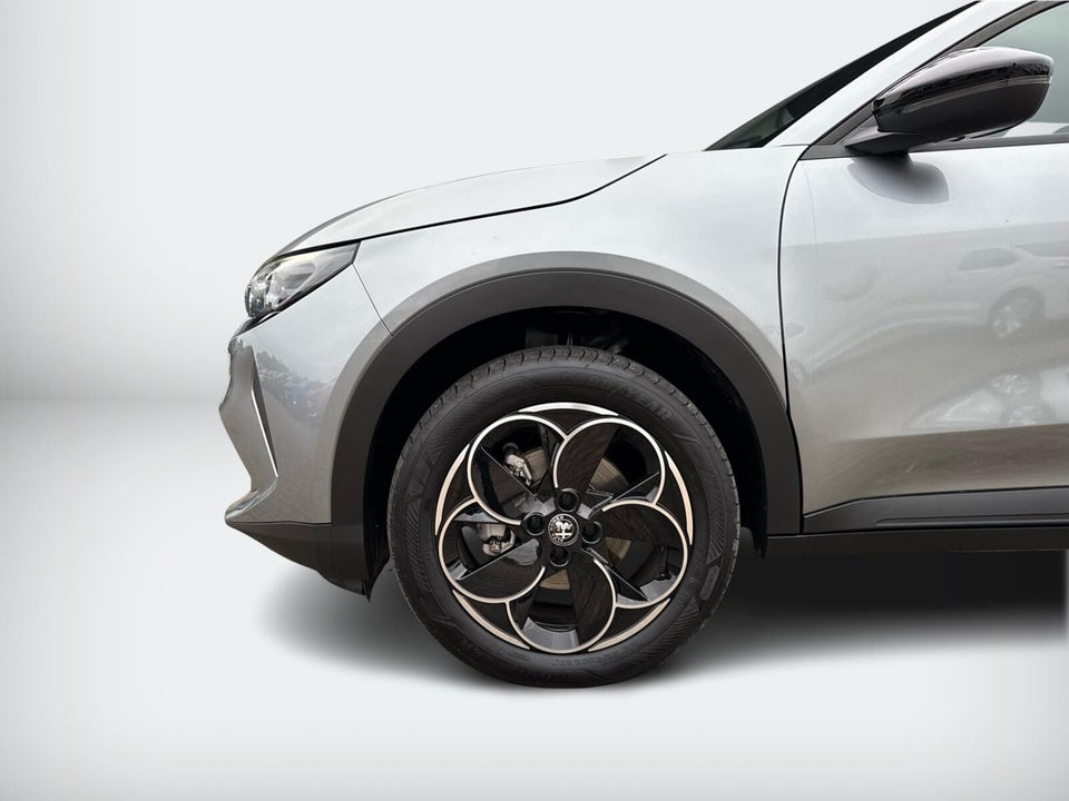 Alfa Romeo Junior Elettrica Core 5d