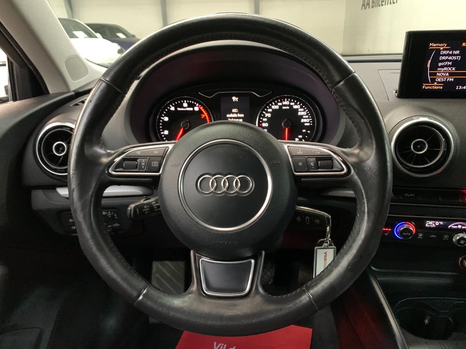 Audi A3 1,8 TFSi 180 Sport Sportback 5d