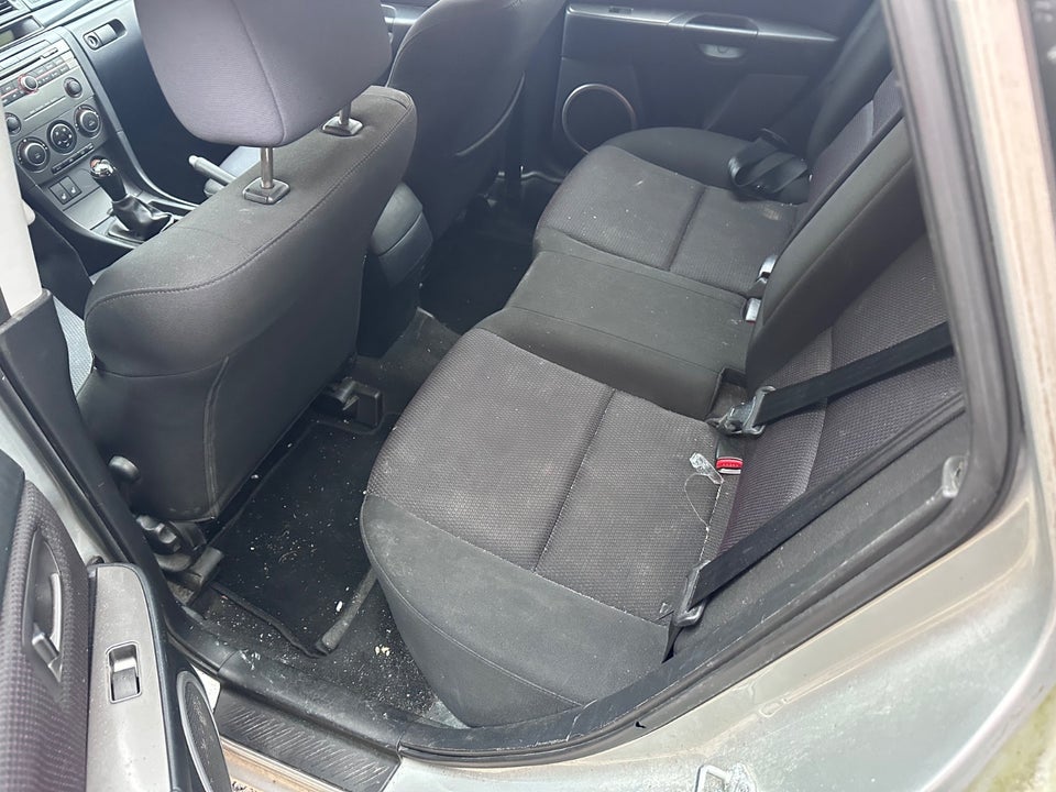 Mazda 3 2,0 Sport 5d