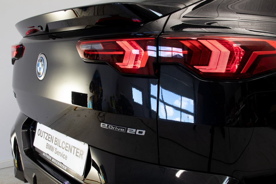 BMW iX2 eDrive20 M-Sport 5d