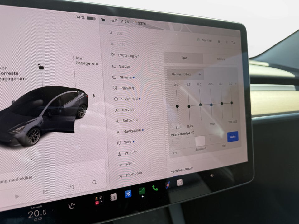Tesla Model 3 Long Range AWD 4d