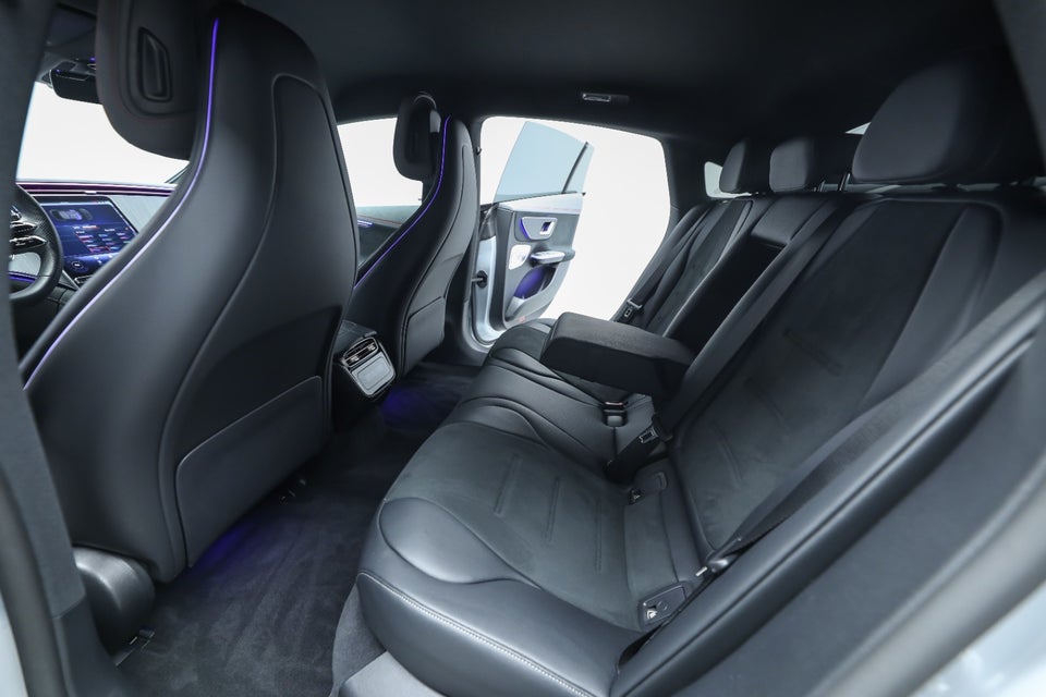 Mercedes EQE350 AMG Line 4d