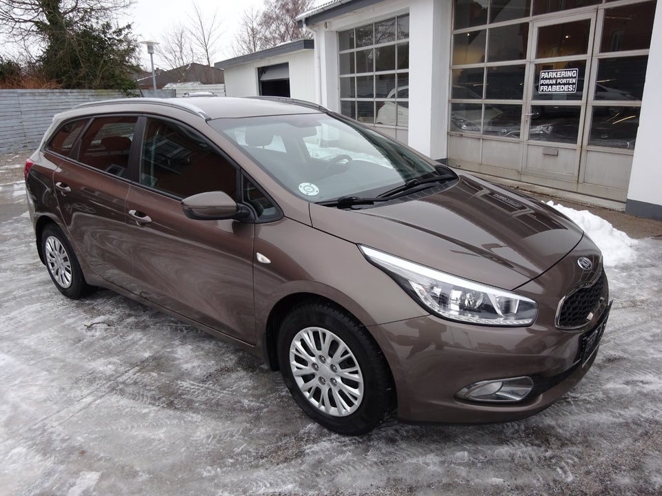 Kia Ceed 1,4 CVVT Limited SW 5d