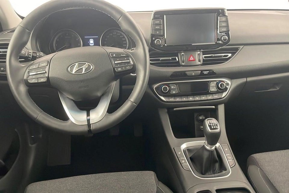 Hyundai i30 1,0 T-GDi Essential stc. 5d